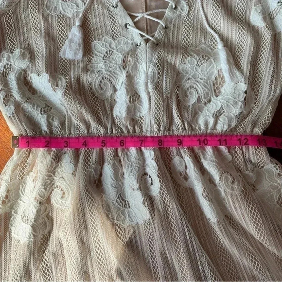 Lovers + Friends White Lace Long Sleeve Mini Dress Lace Up Key Hole Back S - Picture 12 of 14